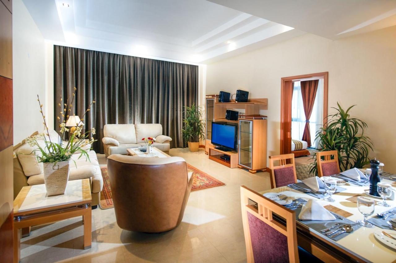 Elite Tower Apartment Sanabis Luaran gambar
